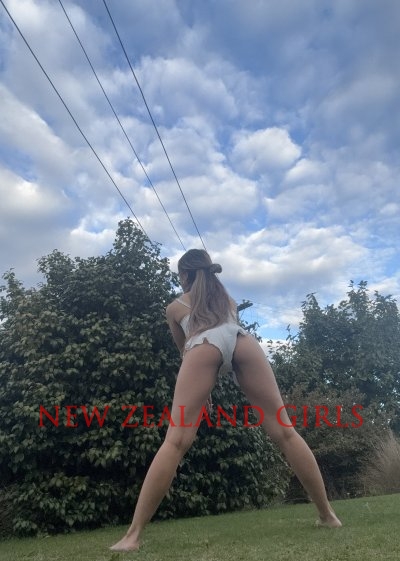 Hamilton Escort Tiffany -Stunning brunette Tiffany!