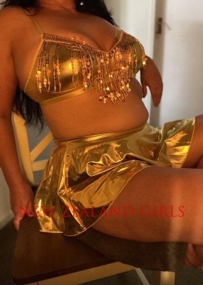 Tauranga Escort Sultrous Eve -Brunette European beauty in Tauranga.