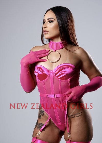 Christchurch Escort Jhuly -Sexy brunette Brazilian babe!