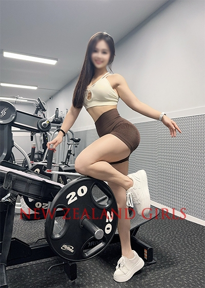 Auckland Escort Hedy -A real sexy hot babe wants to pamper you