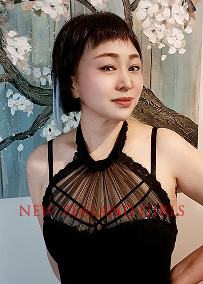 Auckland Escort Yoyo -Asian escort offering sensual massage from Auckland